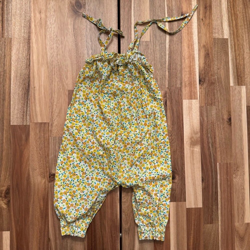 Tea Collection floral bubble jumper / romper yellow adjustable f3-6 month